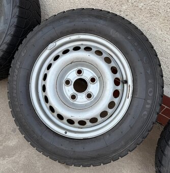 Sada diskov R16 so zimnými pneumatikami na VW T5 - 3
