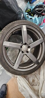 Disky Audi R20 255/35 r20 - 3