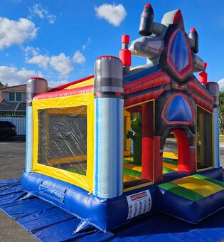 Na predaj skákacie hrady a mini dodgem - 3