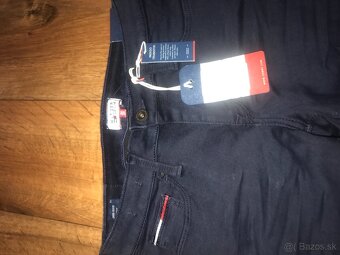 NOVÉ z visackami TOMMY HILFIGER originál damske nohavice S - 3