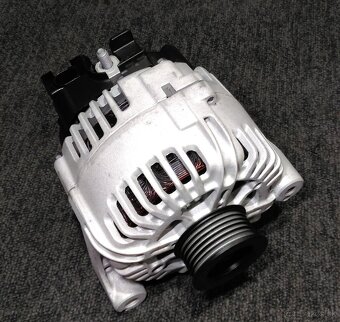 Alternátor BMW E90 320d - 3