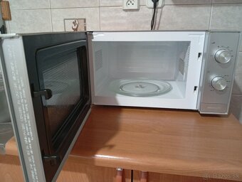 Predám mikrovlnku - 3