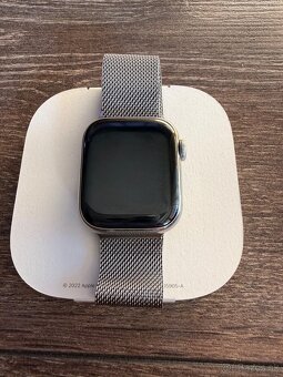 Apple Watch series 8 - 3