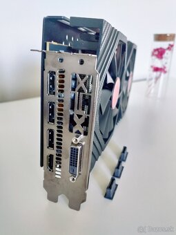XFX Radeon RX 580 8GB - 3