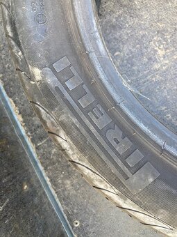 225/45r17 continental a Pirelli - 3