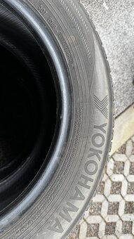 225/55 r17 Yokohama Bluearth winter - 3