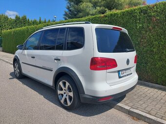 VOLKSWAGEN TOURAN CROSS 2,0TDI 103KW - 3