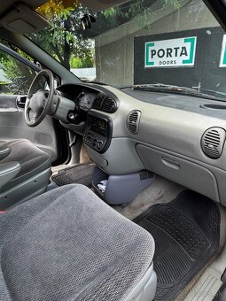 PREDÁM DODGE CARAVAN - 3