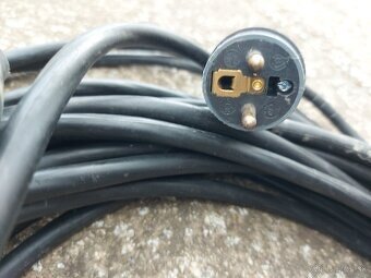 Kábel na 220V-dĺžka 25m - 3
