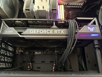 Predám Asus TUF Gaming OC RTX 4070 Ti 12GB GDDR6X - 600€ - 3
