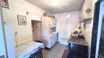 Na predaj: Veľkorysý rodinný dom s dušou a jedinečnou atmosf - 3