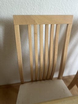 Jedalensky stol so stolickami - 3