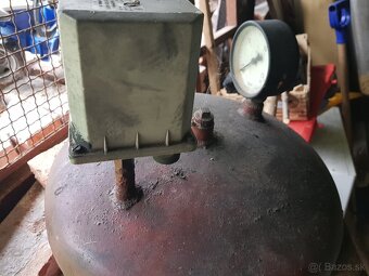 Ponúkam na predaj 125 litrovú tlakovú nádrž - 3