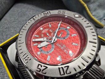 Invicta Red Vintage 50mm - 3