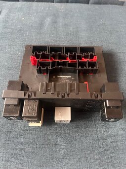 BCM VW 3C0 937 049 AE - 3