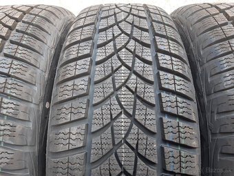 205/60 R16  -nové zimné Run Flat - 3