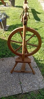 Starý drevený kolovrátok - 3