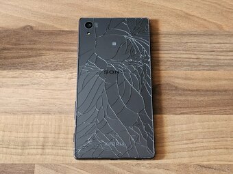 Sony Xperia Z5 - 32GB - Black - 3