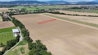 Nová Ves nad Váhom – Orná pôda v 1/1 s prístupom - 3