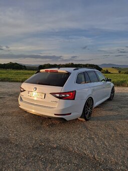 Škoda Superb 2.0 140kw - 3