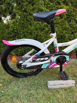 Dievčenský biely bicykel CTM Jenny 16 - 3