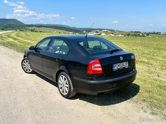 Škoda Octavia 2.0 FSI 110 kW – Elegance, rok 2005, béžový ko - 3