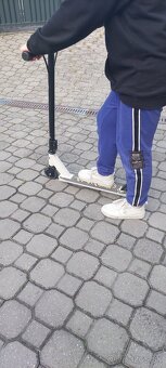 Freestyle kolobezka Spokey - 3