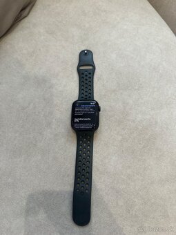 Predám Apple Watch 9 45mm - 3