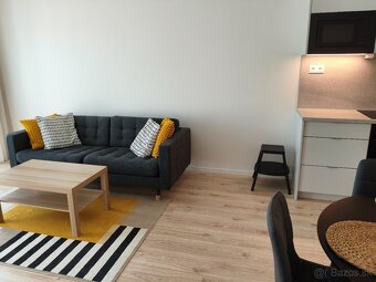 2-izbový byt s balkónom, zariadený Pop, Slnečnice Bratislava - 3