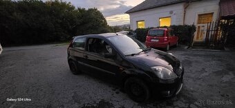 Ford fiesta 1,6 S benzin 74 kw - 3