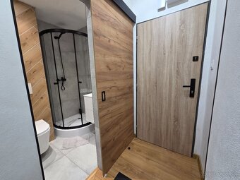 Krátkodobý Prenájom-Apartmán v BB od 3 hod. - 3