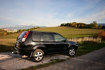 Predám Nissan X-TRAIL 2,5 benzín 4X4 - 3