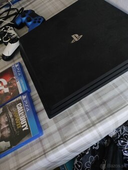 Playstation 4 PRO 1000gb 4k 2x ovladač + hry - 3