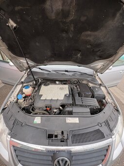 Volkswagen Passat Variant 2.0 TDI Comfortline DSG - 3