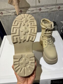 Damske zateplené čižmy Sinsay - 3