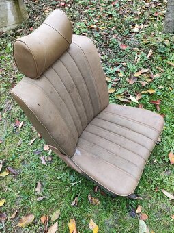 Predám na Mercedes W115 sedadlo - 3