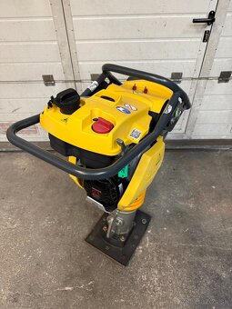 Vibračné dusadlo Bomag BT65 2022 - 3