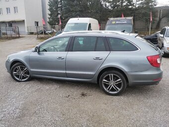 Škoda Superb Combi 2.0 TDI CR 170k Elegance DSG - 3