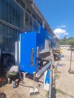 Predáme hydraulický ohraňovací lis - 3