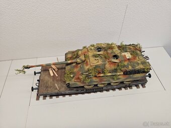 Modely vojenskej techniky, tanky 1/35, lietadla 1/48 - 3