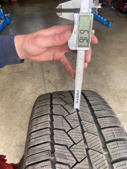 Predam 4 kusy zimne pneu 235/45R18 94V - 3