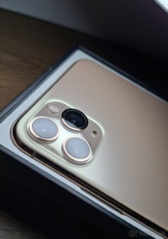 IPhone 11 Pro Max 64GB Zlatý-BAT.100% ZADARMO SLÚCHADLÁ - 3