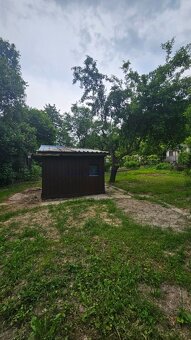 Vinica POZEMOK s chatkou - 3