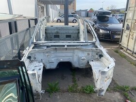 Mercedes X - 3