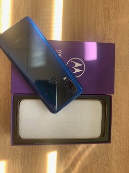 Predám Motorolu One Vision Pro 5G - 3