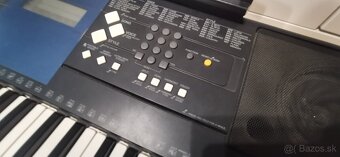 Predám Yamaha keyboard PSR E333 + stojan - 3