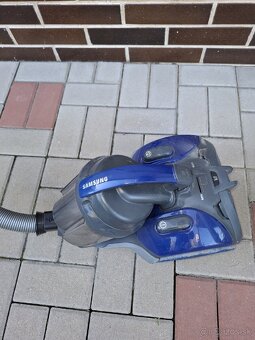 Predám vysávač Samsung - 3