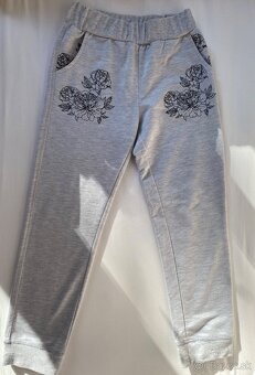 Detské tepláky značky Authority - 3