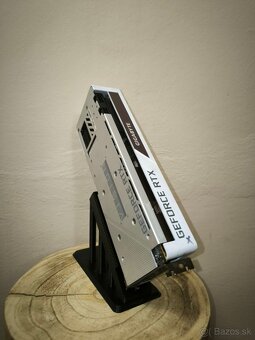 Gigabyte RTX3070 Vision - 3