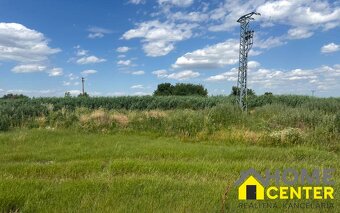 PREDAJ : Stavebné pozemky pri termálnom kúpalisku Nesvady - 3